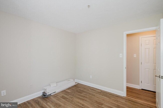Building Photo - 3100 Cardinal Way
