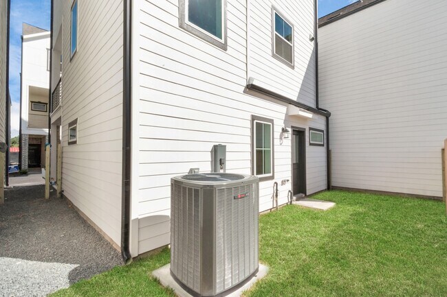 Building Photo - 5410 Wheatley St