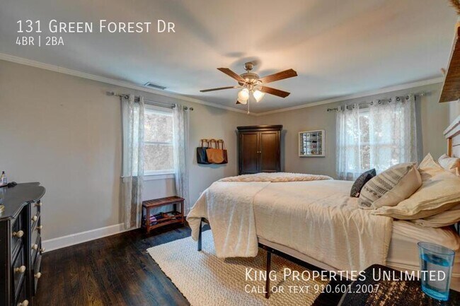 Building Photo - 131 Green Forest Dr