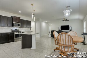 Building Photo - 8732 Ironwood Hill