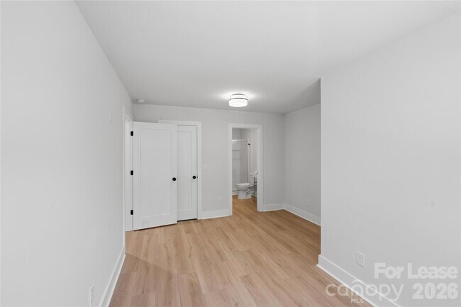 Building Photo - 1358 Briar Creek Rd