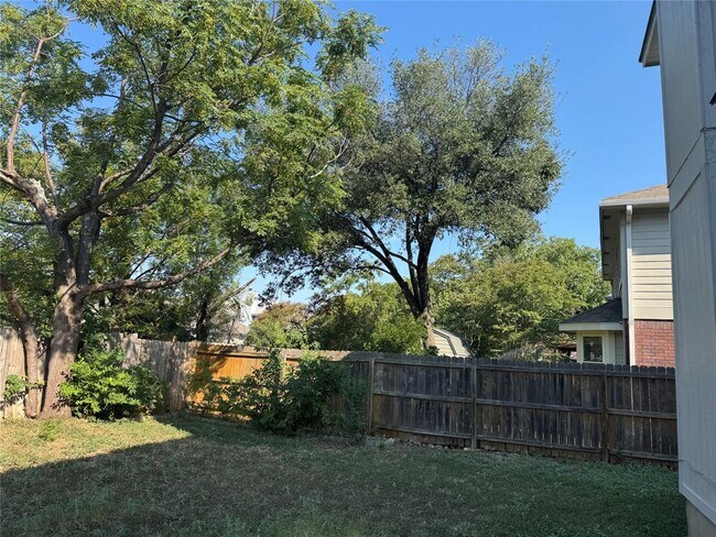 Building Photo - 12714 Tantara Dr