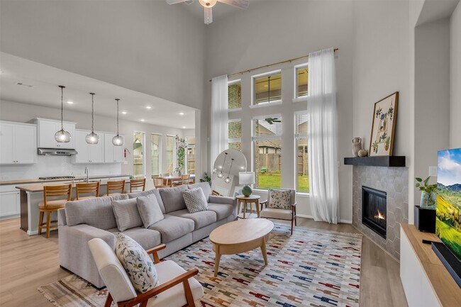 Building Photo - 32117 Magnolia River Trl