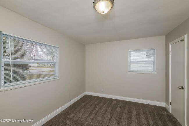 Building Photo - 9613 El Prado St