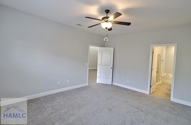 Building Photo - 546 Fairview Cir