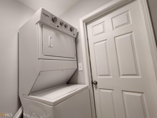 Building Photo - 4003 Wingate Way