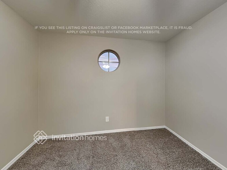 Building Photo - 2598 W Bow Ct