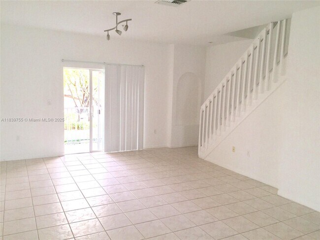 Building Photo - 5670 NW 116th Ave