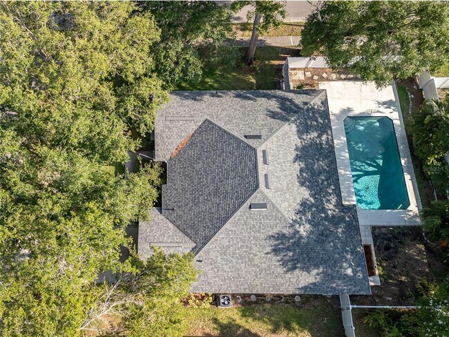 Building Photo - 1602 Hidden Meadow Ct