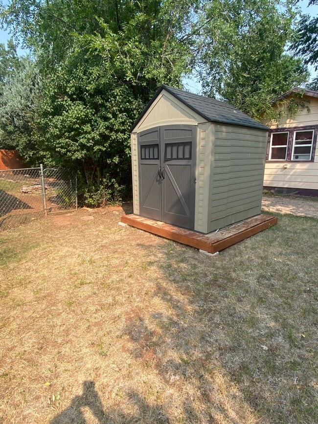 Building Photo - 2017 Monte Vista Dr