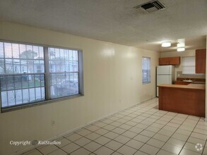 Building Photo - Charming 2-Bedroom Home in Fort Lauderdale...