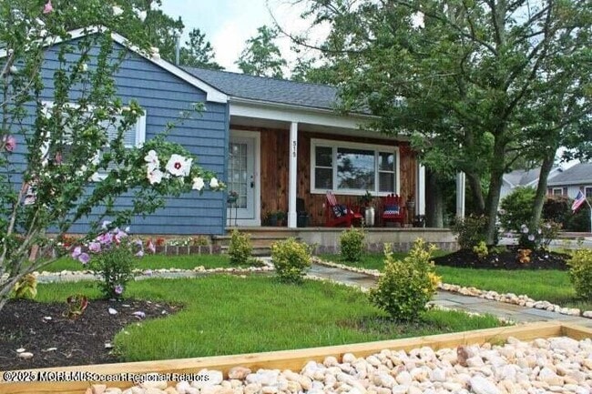 Primary Photo - 515 Stone Harbor Ave