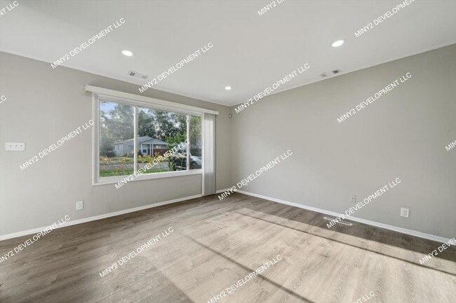 Building Photo - Completely Updated 3-Bedroom, 1-Bath Ranch...