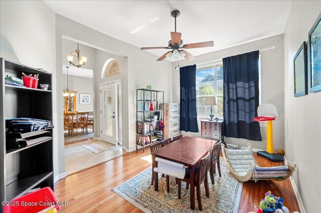 Building Photo - 1235 Pemberton Trail