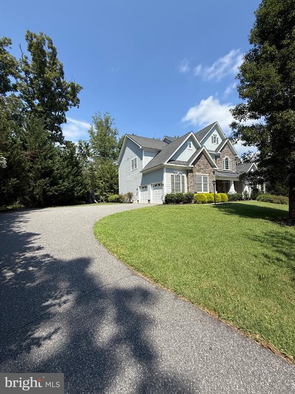 Building Photo - 11621 Pine Hollow Ln