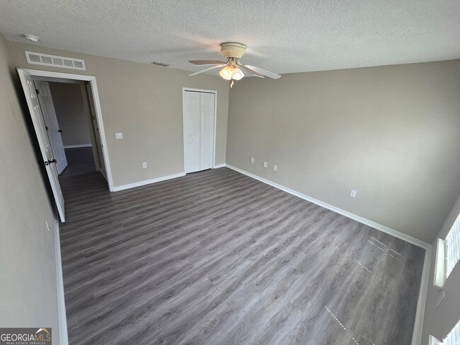 Building Photo - 405 Brooklet Cir