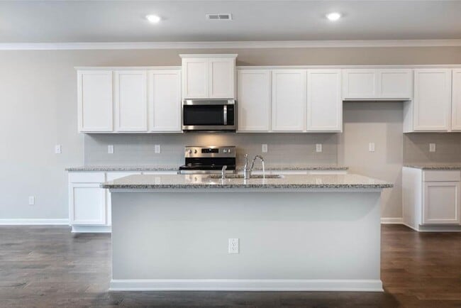 Building Photo - 6040 Vermilion Loop Rd