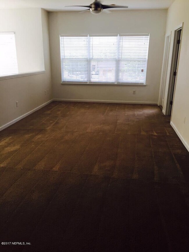 Building Photo - 12301 Kernan Forest Blvd