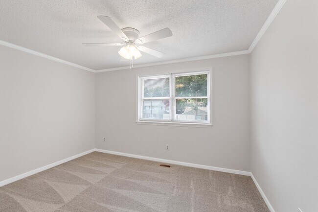 Building Photo - 1768 Olympic Dr