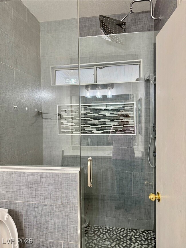 Building Photo - 5844 Aimless St