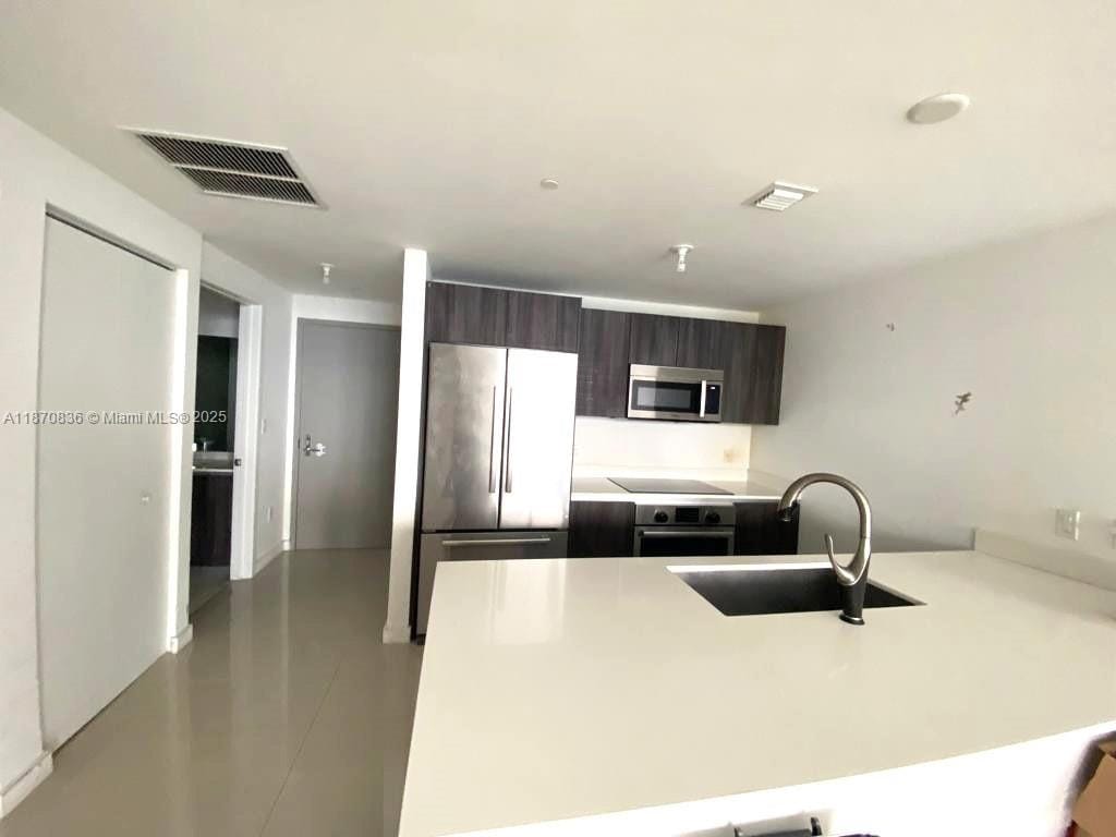 Building Photo - 488 NE 18th St