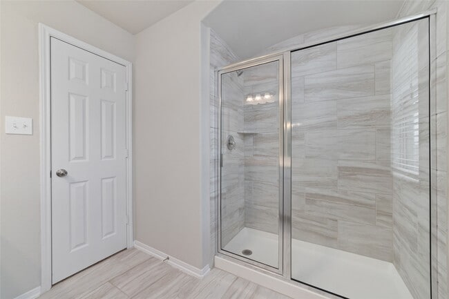Building Photo - 18511 Grand Spanish Oak Ct