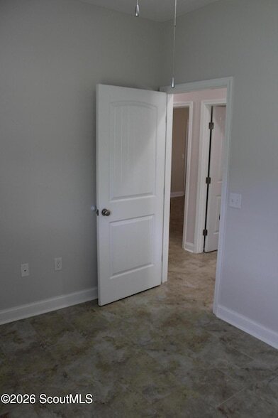 Building Photo - 282 Bridgewater Ln