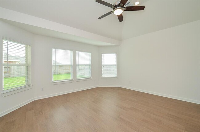 Building Photo - 1607 Blue Cypress Dr