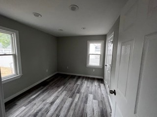 Building Photo - 917 7th Ave S