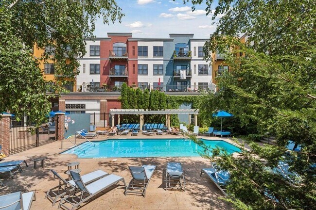 Building Photo - 4525 Park Commons Dr