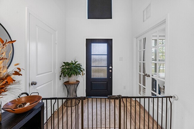 Building Photo - 4242 Sterling Vw Blvd