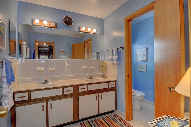 Building Photo - Croatan Winter Rental- Across from the Beach