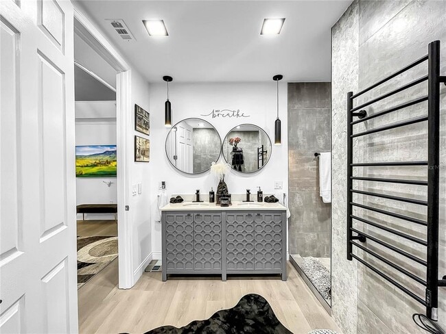 Building Photo - 3608 54th Dr W