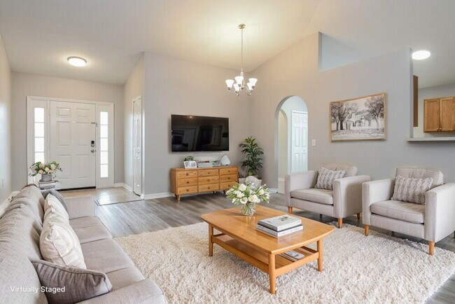 Building Photo - 2406 Foxhollow Rd