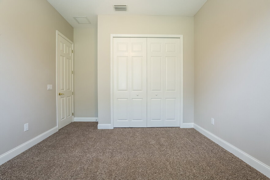 Building Photo - 9009 Riverview Dr