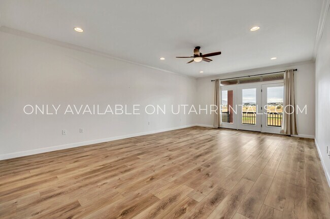 Building Photo - 2979 Desert Forest Ln