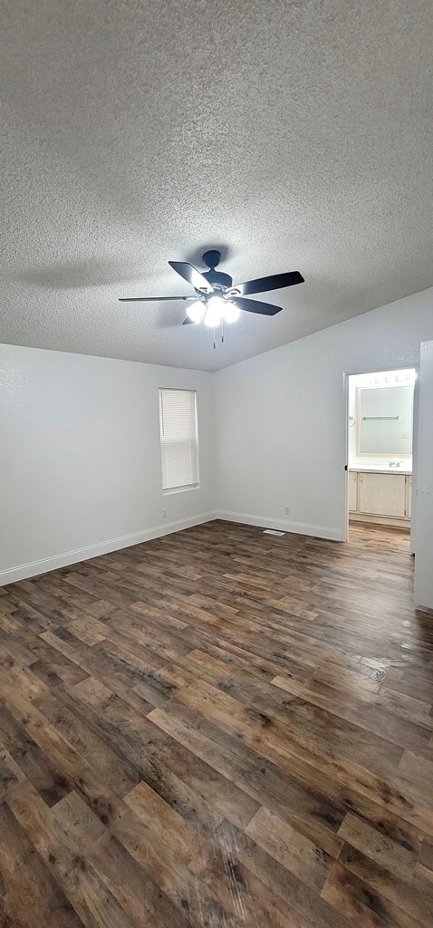Building Photo - 7100 Airline Dr
