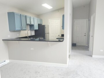 Building Photo - 501 Leah Ln