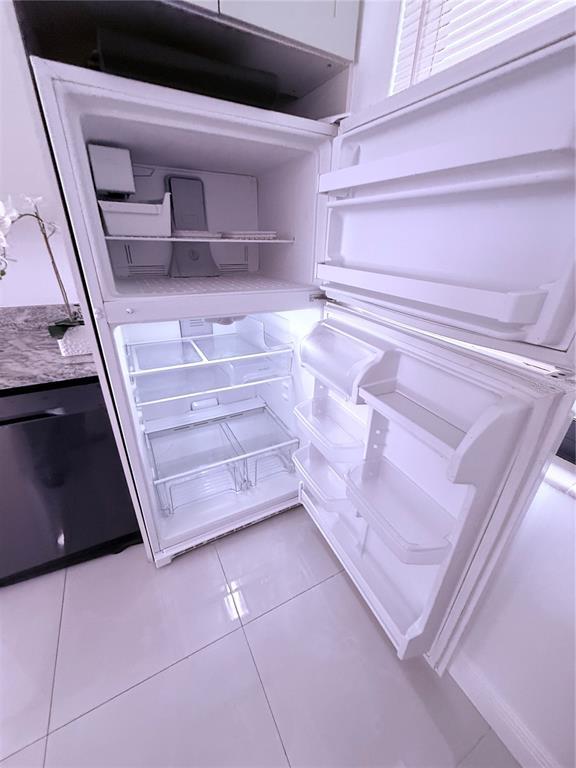 Building Photo - 4272 Deste Ct