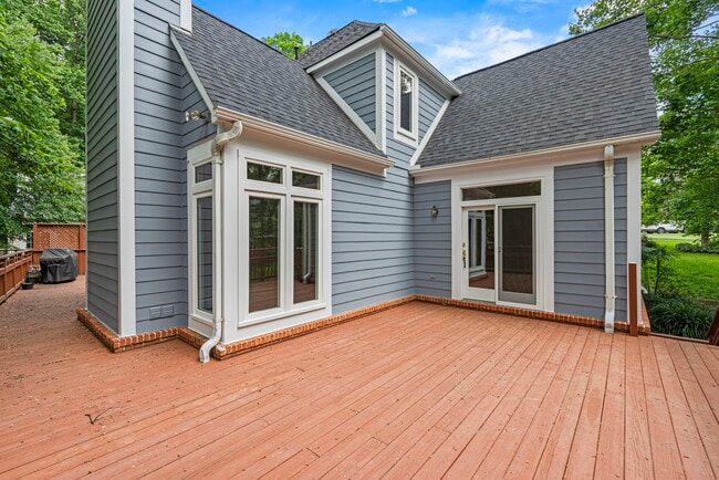 Building Photo - 7926 Long Ridge Ct