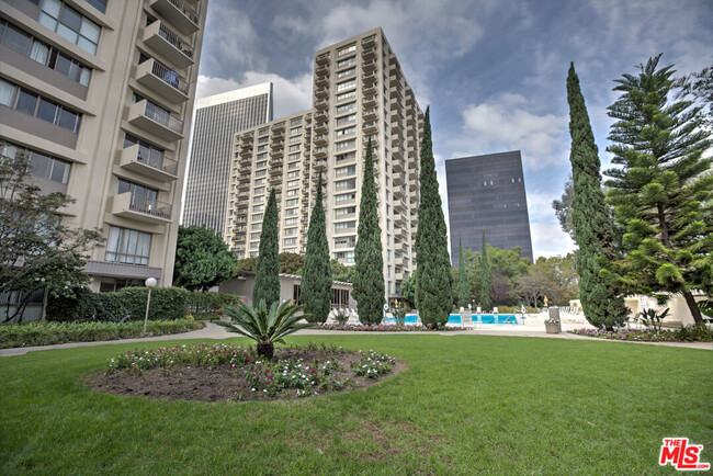 Building Photo - 2160 Century Park E