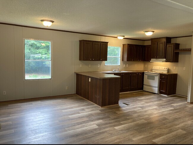 Building Photo - 408 Marlena Ave
