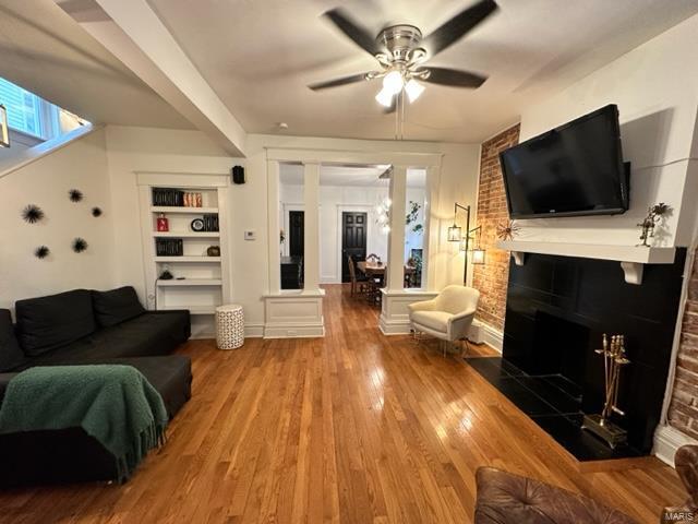 Building Photo - 7101 Ellendale Pl