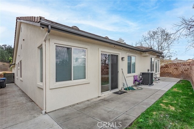 Building Photo - 1192 Acapulco Ave