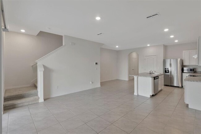 Building Photo - 1089 Blue Jay Dr