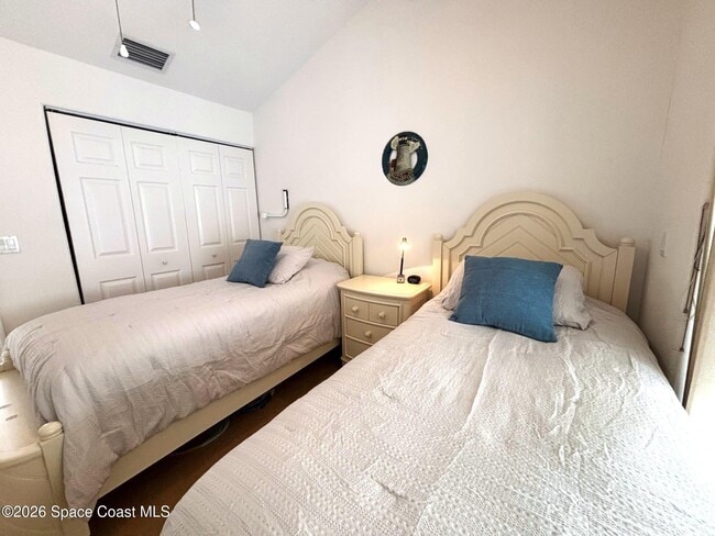 Building Photo - 419 Ocean Park Ln