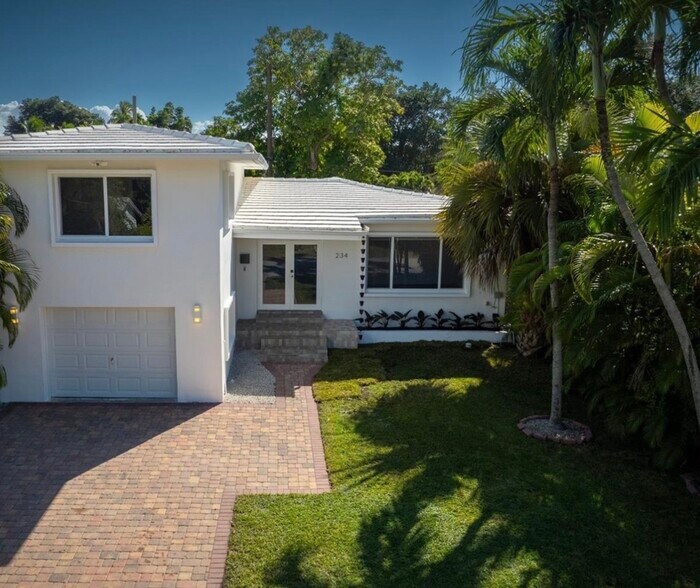 Primary Photo - 234 Washington Dr