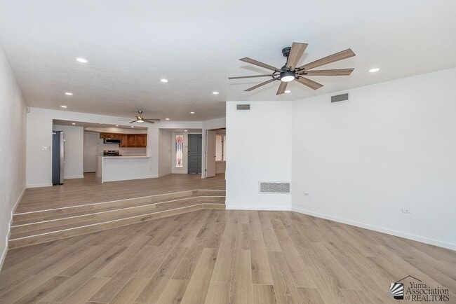 Building Photo - 2174 S Del Valle Way
