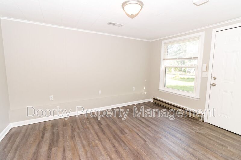 Building Photo - 26 Paulmar Dr