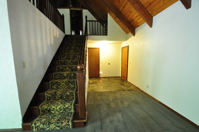 Building Photo - 23660 Ontario Dr